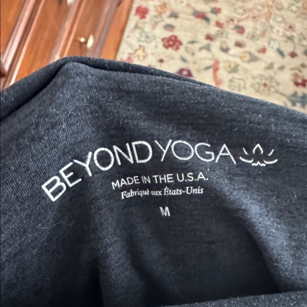 Beyond yoga High-Waist Black Flare Yoga Pants - Picture 3 of 3